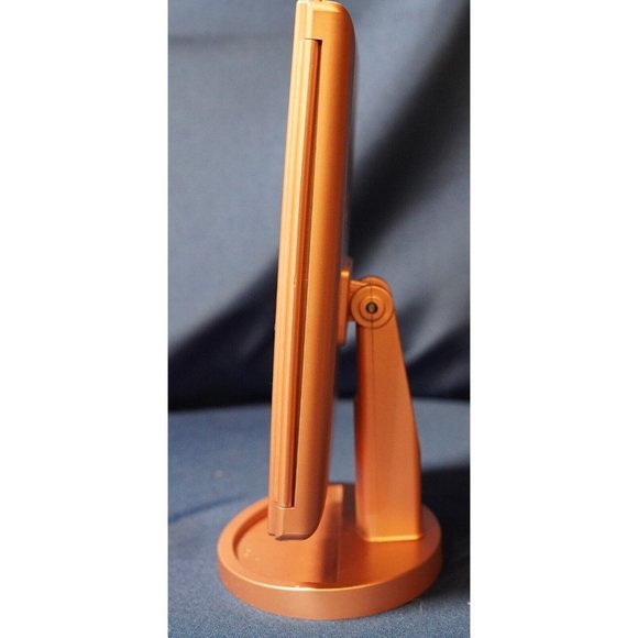 DeWEISN Tri Fold‎ Pink Vanity Mirror Needs 4 AAA or Micro USB Cable (8c5) - Picture 3 of 5